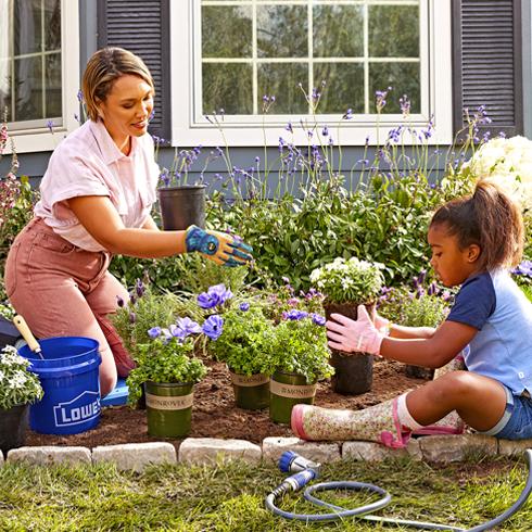 Here's How to Get Free Flowers at Lowe’s on Mother’s Day - CouponCabin.com