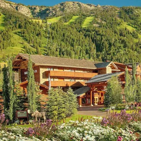 5 Affordable Travel Spots Based on Your Mood