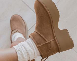UGG