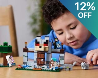 LEGO Minecraft: The Wolf  Stronghold Fortress Playset