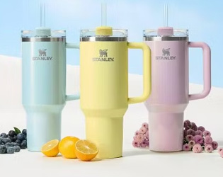 Stanley 40oz Flowstate Quencher Tumbler